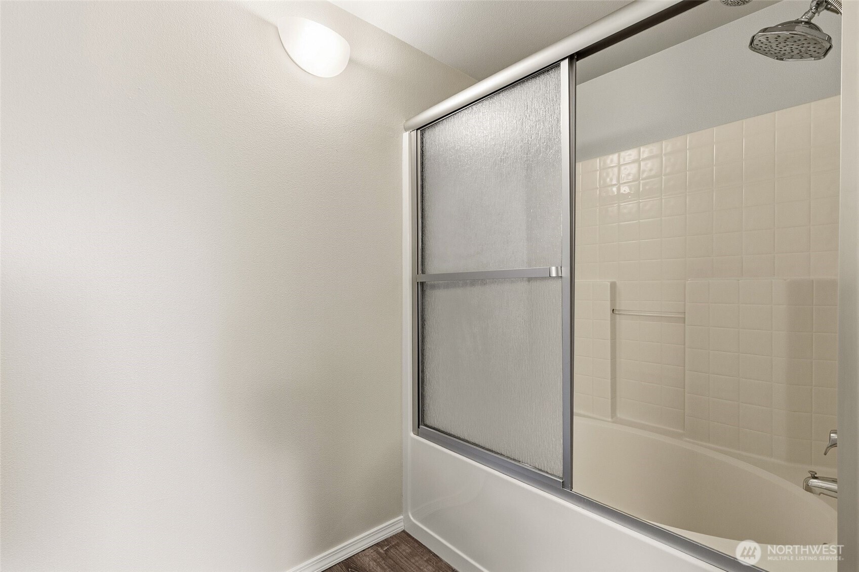 2044 Newport Way NW Issaquah WA 98027