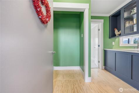 301 S 3rd Street Chelan WA 98816