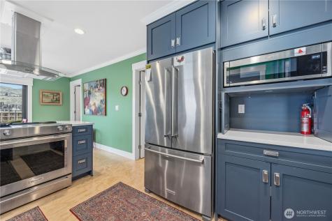 301 S 3rd Street Chelan WA 98816