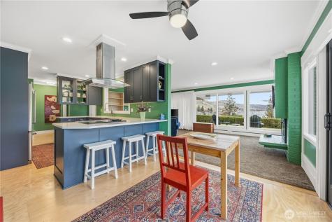 301 S 3rd Street Chelan WA 98816
