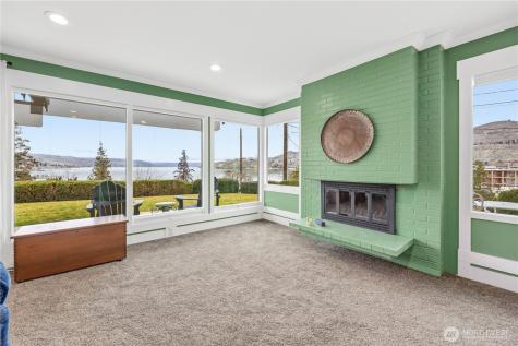 301 S 3rd Street Chelan WA 98816
