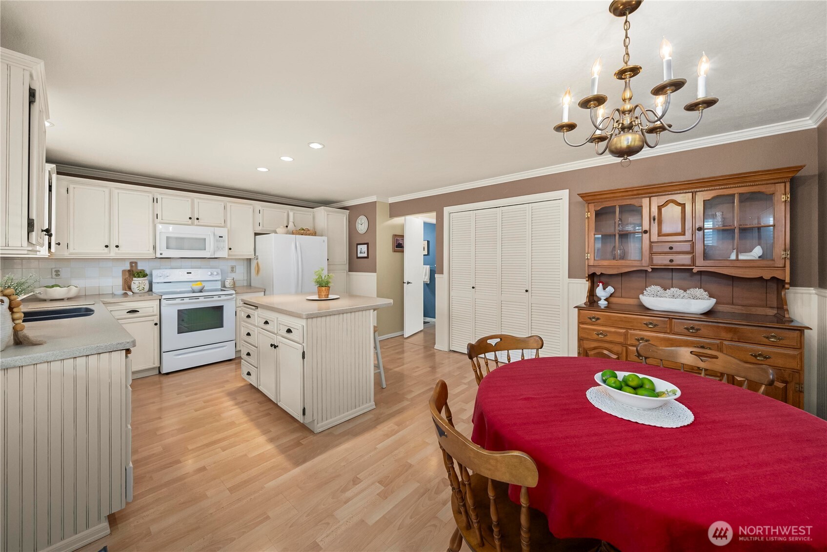 303 S 325th Lane Federal Way WA 98003