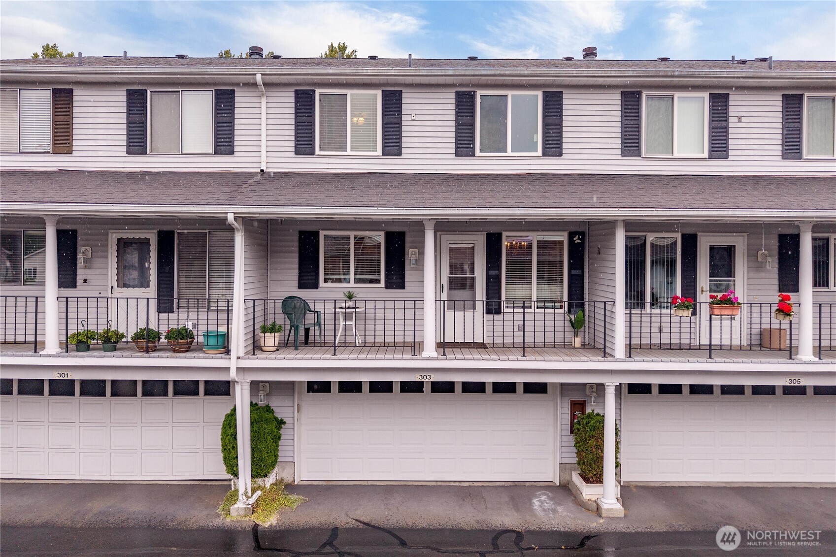 303 S 325th Lane Federal Way WA 98003