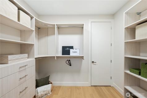 8707 126th Avenue NE Kirkland WA 98033