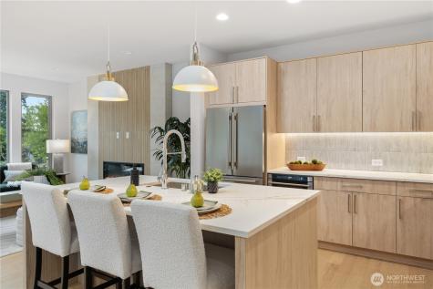8707 126th Avenue NE Kirkland WA 98033