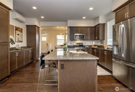 6830 31st Avenue SW Seattle WA 98126