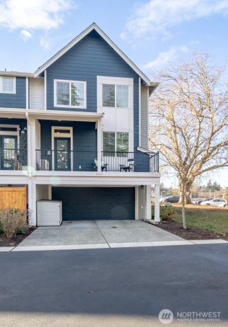 6830 31st Avenue SW Seattle WA 98126