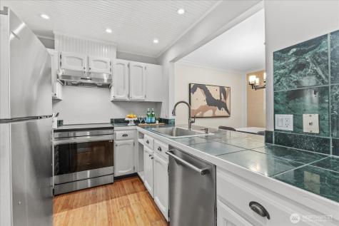 14702 NE 51st Street Bellevue WA 98007
