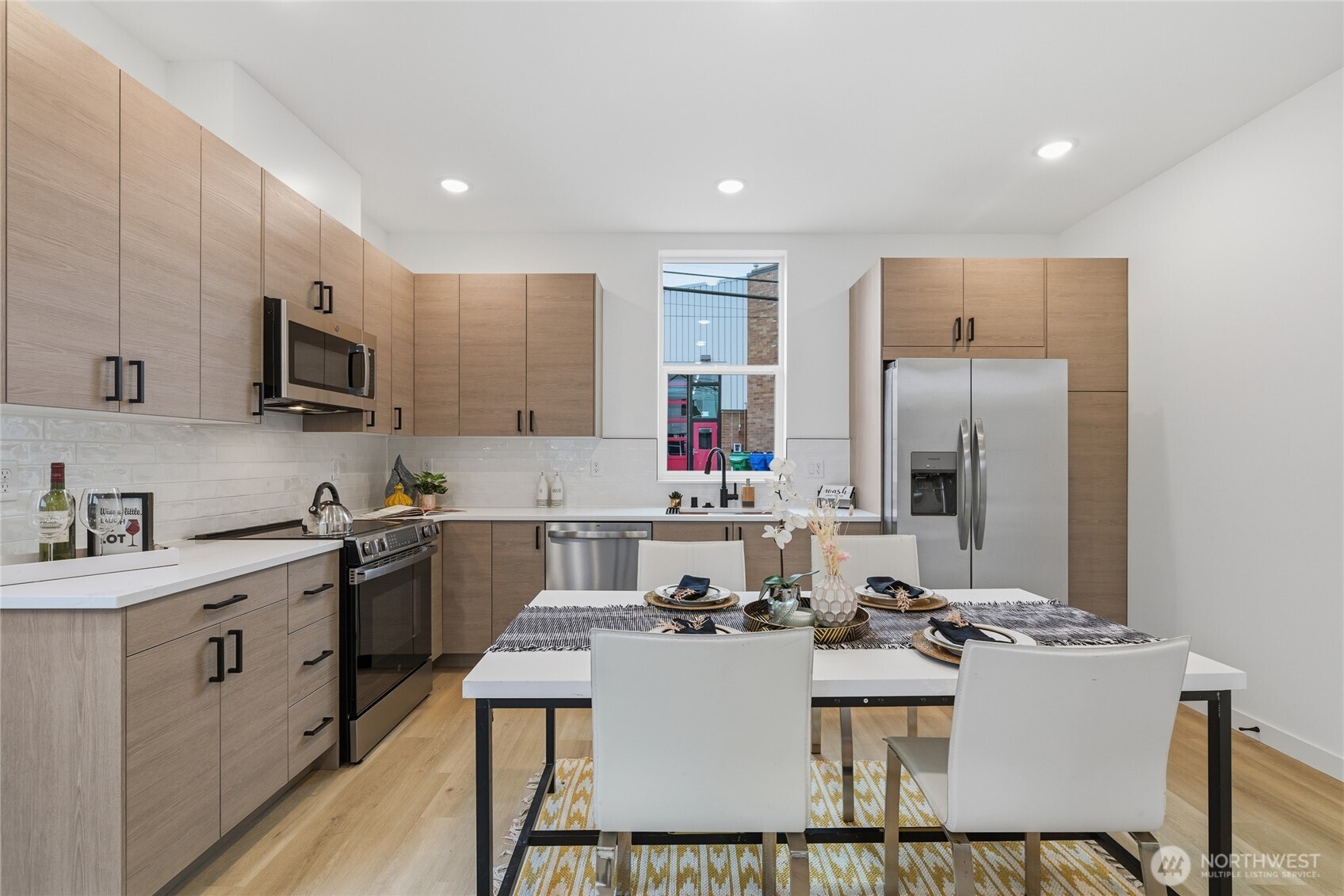 809 S Sullivan Street Seattle WA 98108