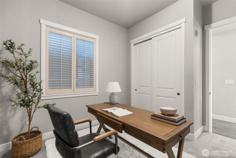5105 Grand Loop Tacoma WA 98407