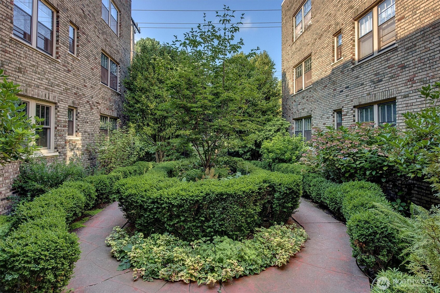 1605 E Olive Street Seattle WA 98122