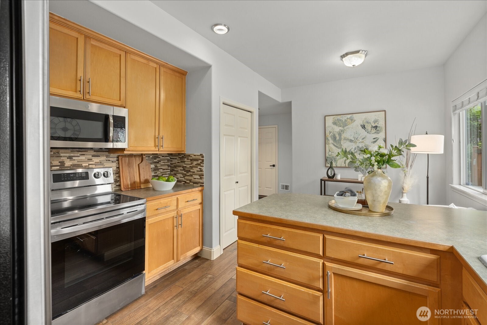 20831 28th Avenue W Brier WA 98036