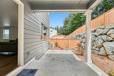 24319 13th Avenue SE Bothell WA 98021