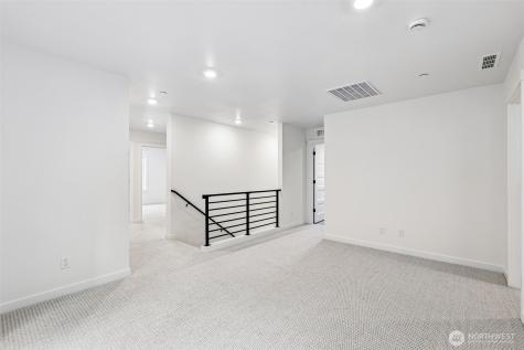 24319 13th Avenue SE Bothell WA 98021