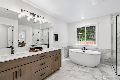 24319 13th Avenue SE Bothell WA 98021