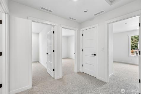 24319 13th Avenue SE Bothell WA 98021