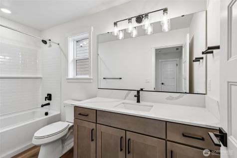 24319 13th Avenue SE Bothell WA 98021