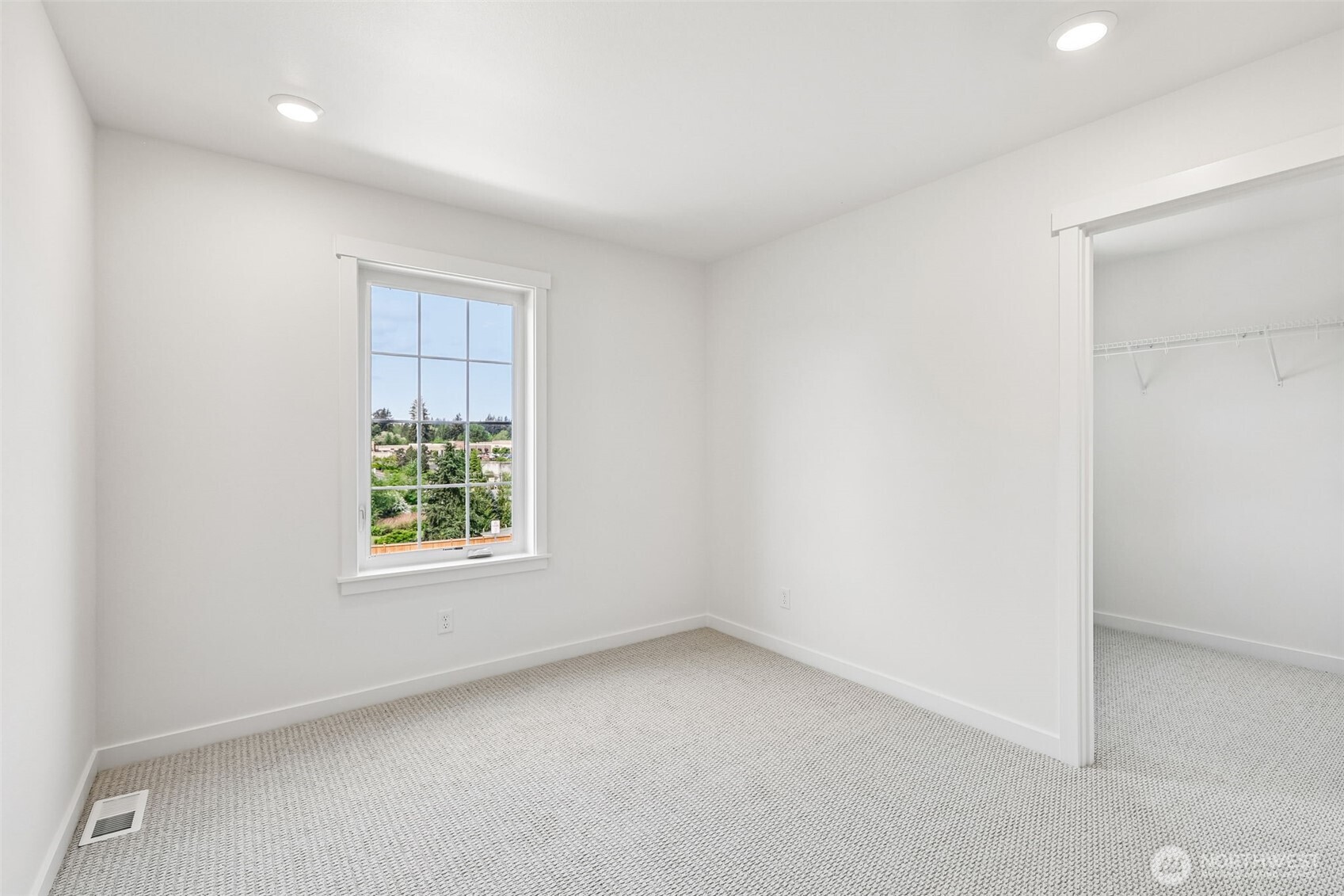 24319 13th Avenue SE Bothell WA 98021