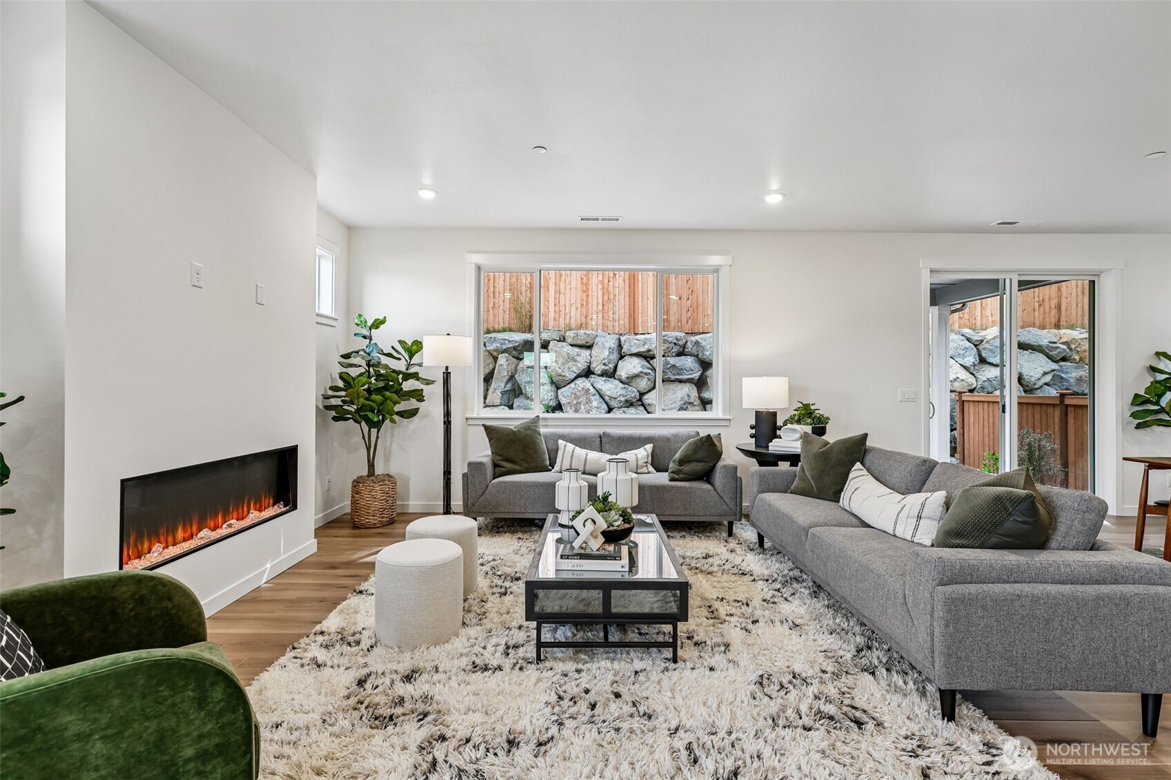 24319 13th Avenue SE Bothell WA 98021
