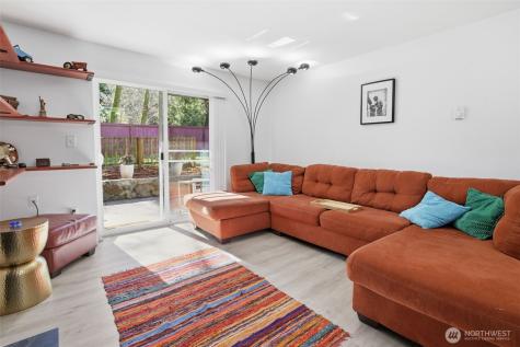 4525 S Henderson Street Seattle WA 98118