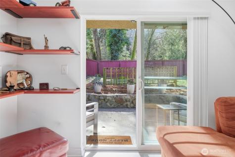 4525 S Henderson Street Seattle WA 98118