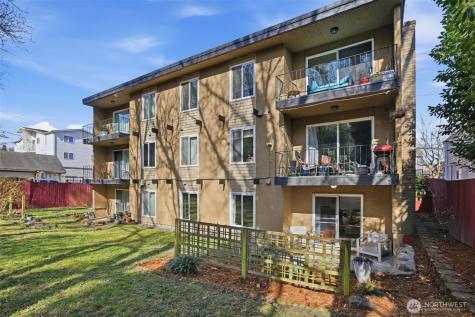 4525 S Henderson Street Seattle WA 98118