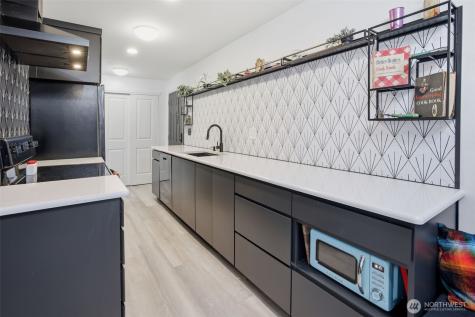 4525 S Henderson Street Seattle WA 98118