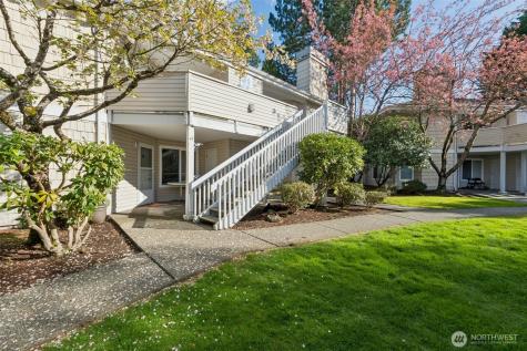 9210 Market Place Lake Stevens WA 98258