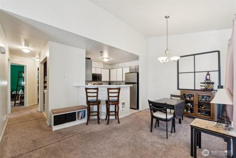 9210 Market Place Lake Stevens WA 98258