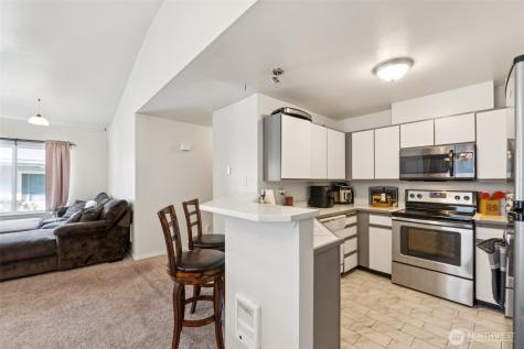 9210 Market Place Lake Stevens WA 98258