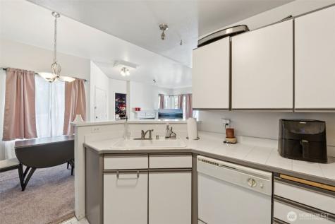 9210 Market Place Lake Stevens WA 98258