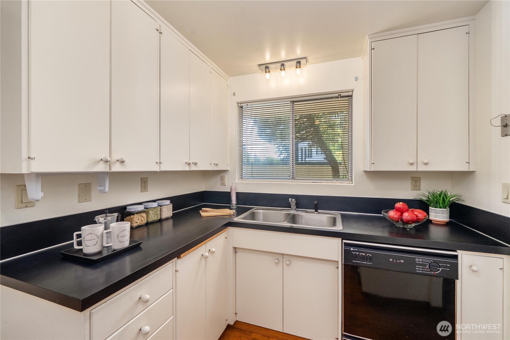 10430 Gravelly Lake Drive SW Lakewood WA 98499