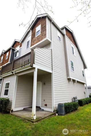 11556 SE 170th Court Renton WA 98055