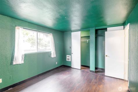 110 SW 116th Street Seattle WA 98146
