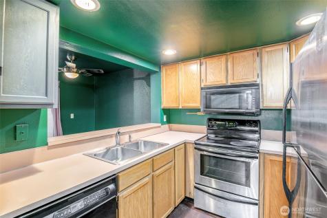 110 SW 116th Street Seattle WA 98146