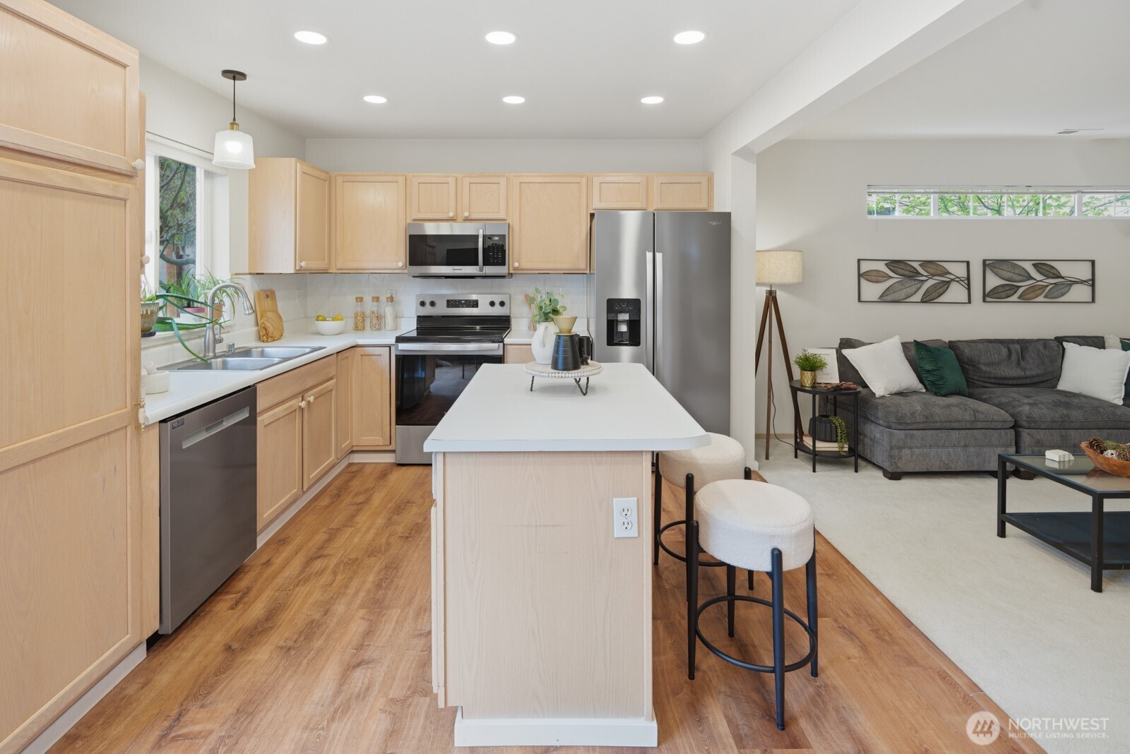9816 21st Drive SE Everett WA 98208