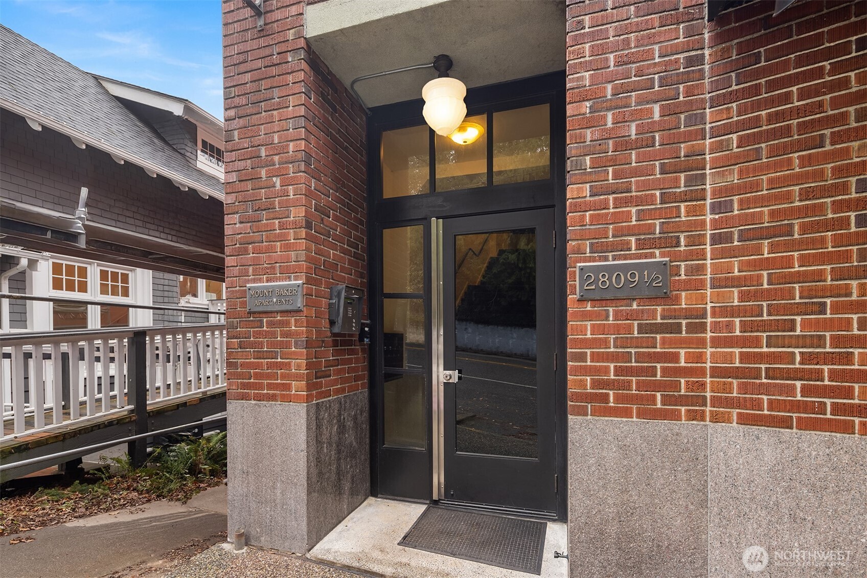 2809 Mount Rainier Drive S Seattle WA 98144