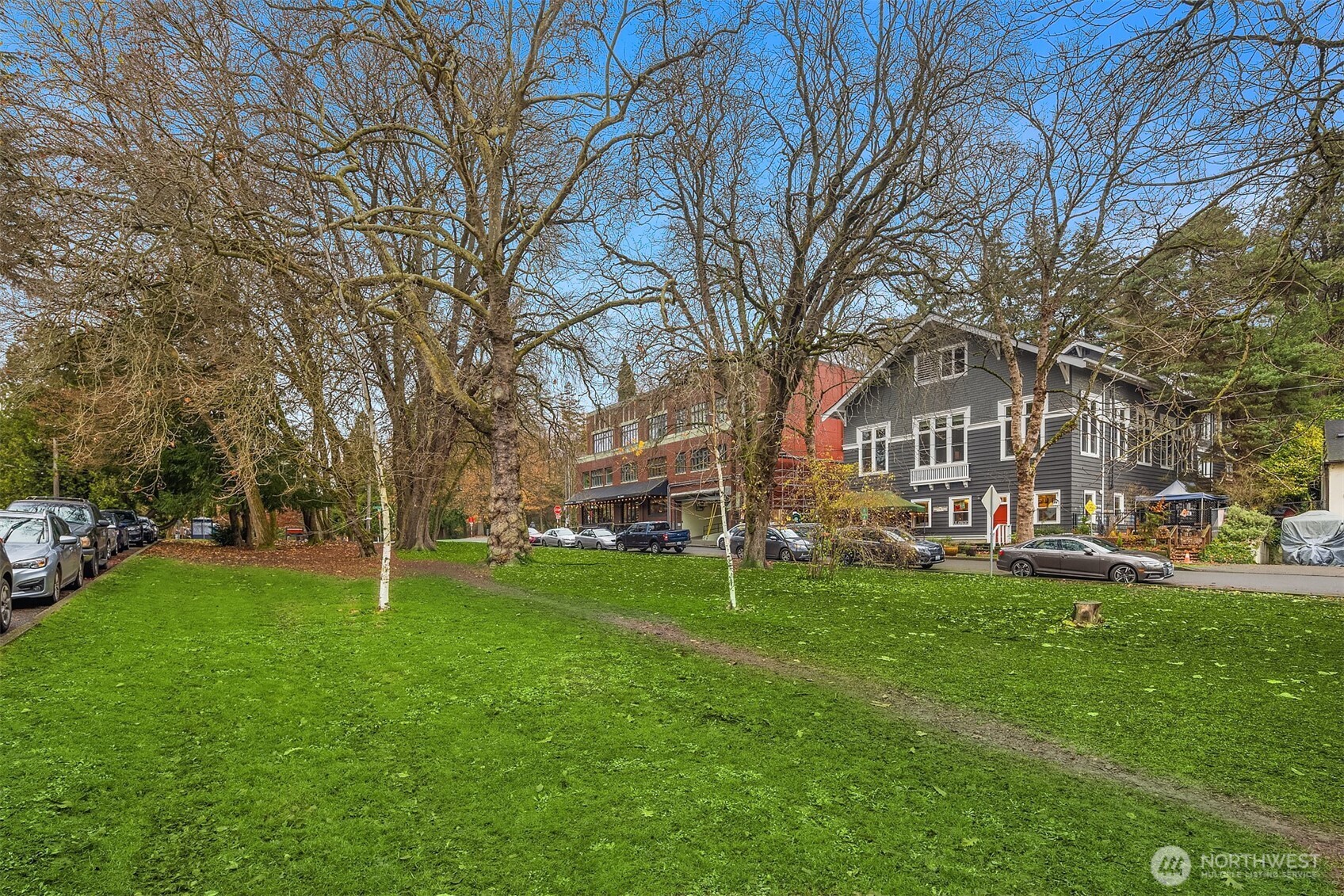 2809 Mount Rainier Drive S Seattle WA 98144