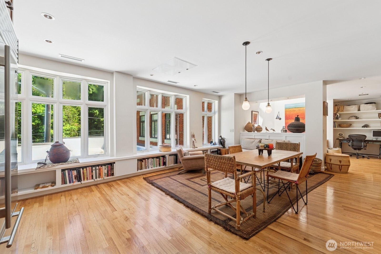2809 Mount Rainier Drive S Seattle WA 98144