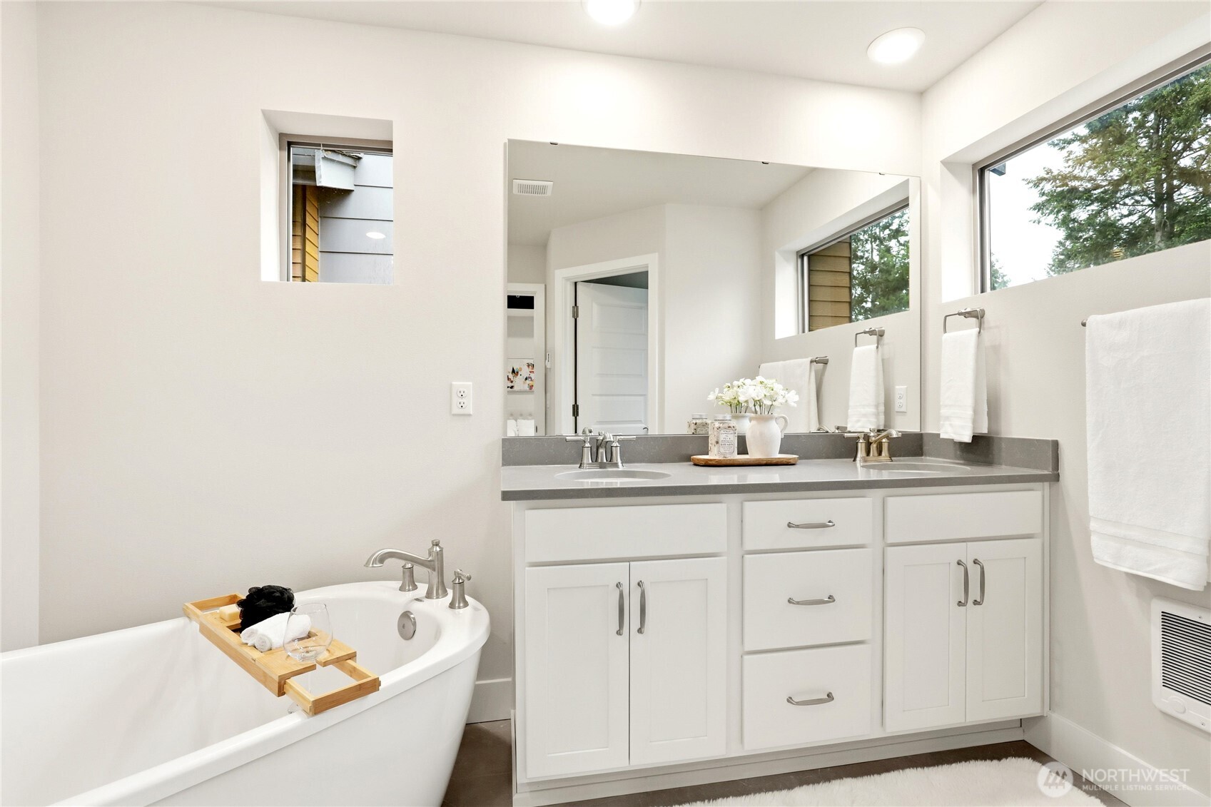 954 Dove Tail Lane NW Bainbridge Island WA 98110