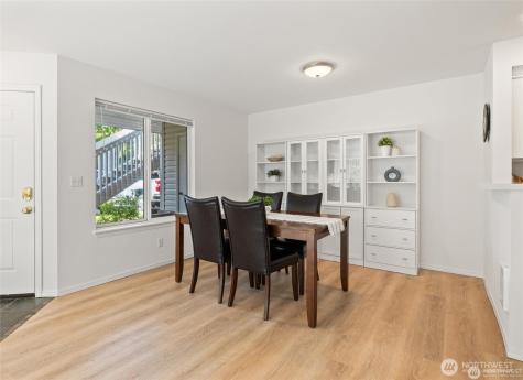 9210 Market Place Lake Stevens WA 98258