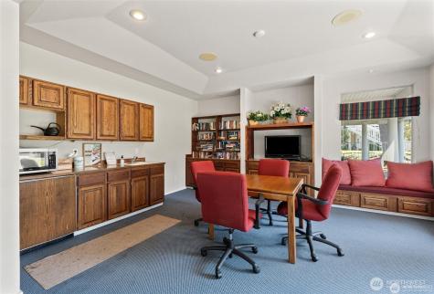 9210 Market Place Lake Stevens WA 98258