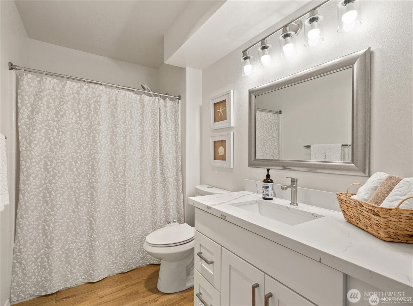 9210 Market Place Lake Stevens WA 98258