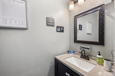 31845 18th Avenue SW Federal Way WA 98023