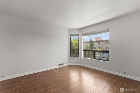 500 W Roy Street Seattle WA 98119