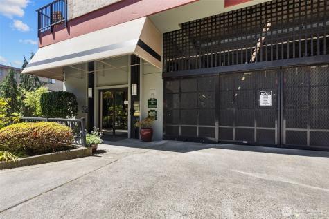 500 W Roy Street Seattle WA 98119