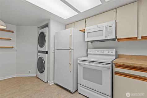 500 W Roy Street Seattle WA 98119