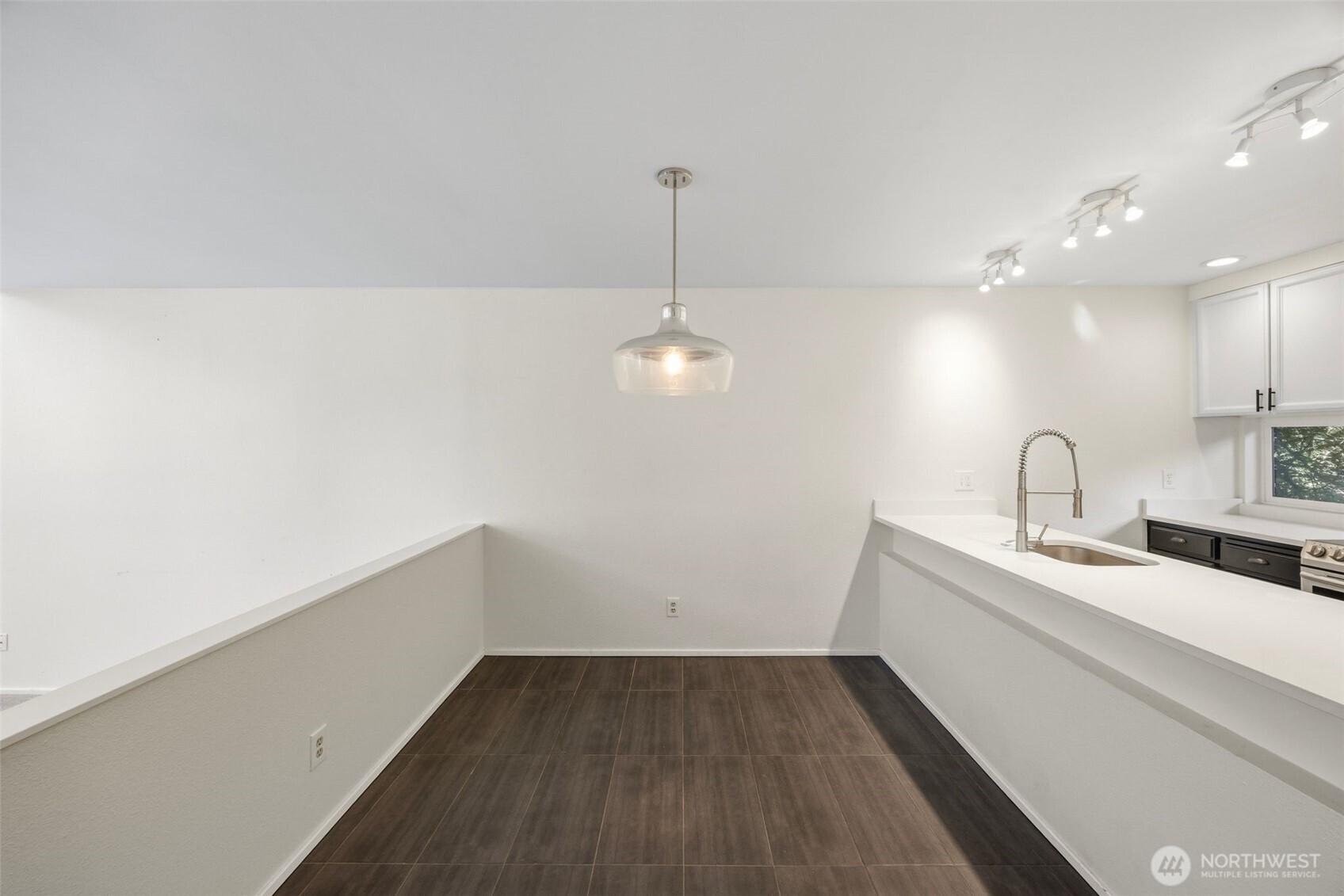 1417 N 200th Street Shoreline WA 98133