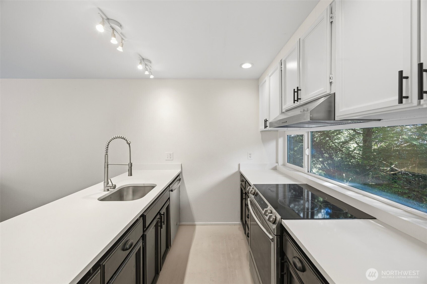 1417 N 200th Street Shoreline WA 98133