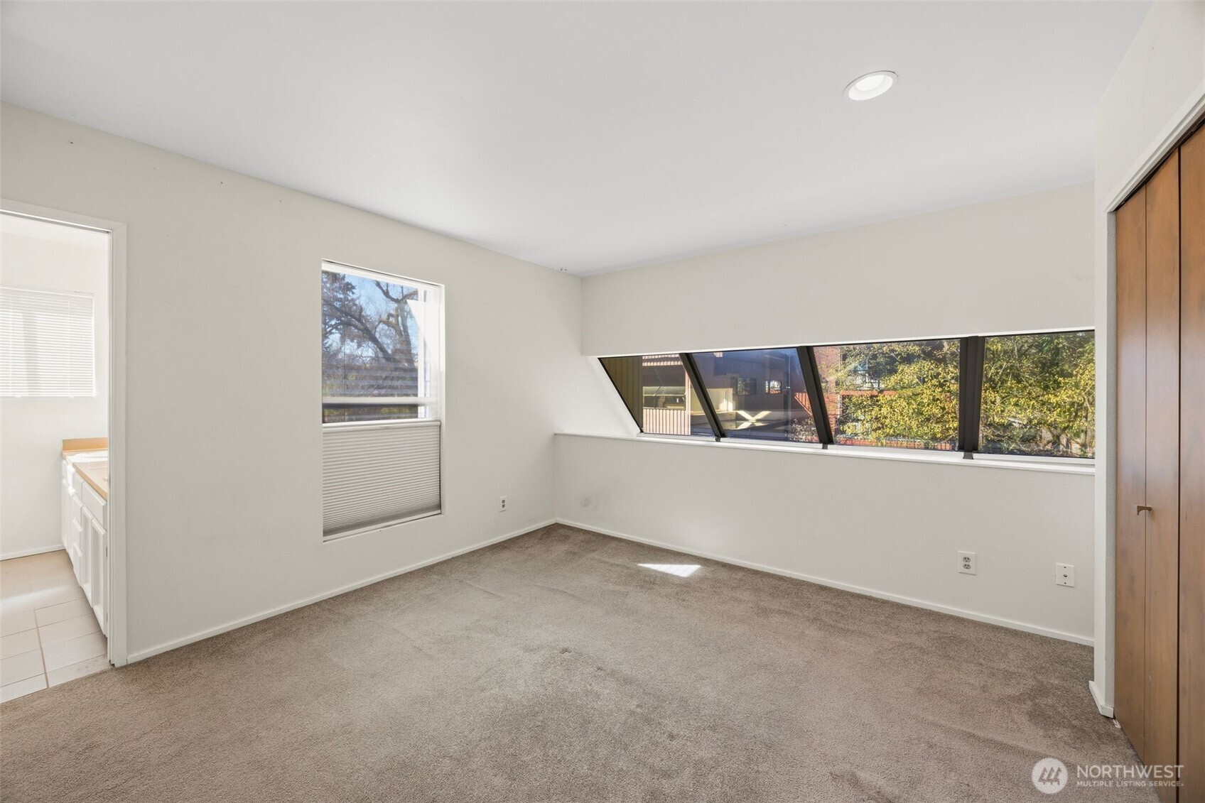 1417 N 200th Street Shoreline WA 98133
